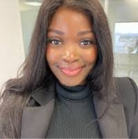 Denise Cass's Instagram, Twitter & Facebook