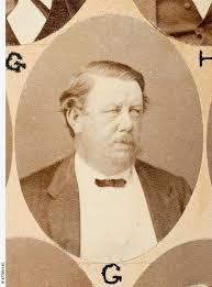 Samuel Whitmore's Instagram, Twitter & Facebook