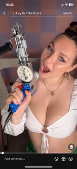Lucy.lacht : rInfluencerNSFW
