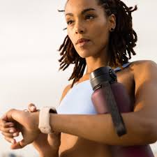 Chris Pratt and Bryce Dallas Howard Talk Dinosaurs, Parenting and Friendship