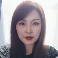 Jen Bae's Instagram, Twitter & Facebook