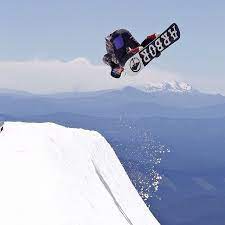 Camelback ski area / photo: The Dream The Life Backcountry Snowboarding Snow Skiing Snowboarding Photography