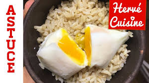 Astuce Cuisine Reussir Ses Oeufs Poches Avec Herve Cuisine