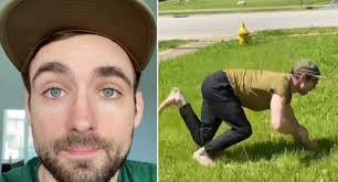 El hombre que se moviliza a 'cuatro patas' como si fuera un perro: la  historia de Nathaniel Nolan