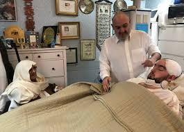 الوليد بن طلال مع حفيدته. Ø¹Ø¨Ø¯Ø§Ù„Ø¹Ø²ÙŠØ² Ø¨Ù† Ø·Ù„Ø§Ù„ On Twitter Ø³ÙŠØ¯ÙŠ Ø³Ù…Ùˆ Ø§Ù„ÙˆØ§Ù„Ø¯ Ø§Ù„Ø£Ù…ÙŠØ± Ø·Ù„Ø§Ù„ Ø¨Ù† Ø¹Ø¨Ø¯Ø§Ù„Ø¹Ø²ÙŠØ² ÙŠØ·Ù…Ø¦Ù† Ø¹Ù„Ù‰ Ø­ÙÙŠØ¯Ù‡ Ø§Ù„Ø­Ø¨ÙŠØ¨ Ø§Ù„ÙˆÙ„ÙŠØ¯ Ø¨Ù† Ø®Ø§Ù„Ø¯ Ø´ÙØ§Ù‡ Ø§Ù„Ù„Ù‡ Ù‚Ø¨Ù„ Ù‚Ù„ÙŠÙ„ Ø­ÙØ¸Ù‡Ù… Ø§Ù„Ù„Ù‡ Ø¬Ù…ÙŠØ¹Ø§ Https T Co N7suxm8fi6