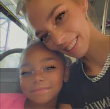 The size of Comet 67P/C-G compared to downtown Los Angeles.