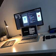 الأناقة الجمال و الدقة في صورة واحدة تابع حساب Programmingeveryday ان كنت من عشاق البرمجة اكوا ويب تقنية Computer Monitor Electronic Products Monitor