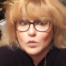 Is "Pet not allowed" legal in the apt rental? The ex-LL allowed us to have  small pets such as cat. But he did not write it in the lease. The new LL