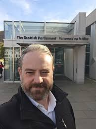 Thomas L Muinzer (@LMuinzer)