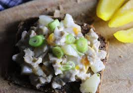Hahn Im Gluck Veganer Geflugelsalat Dailyvegan Rezept Geflugelsalat Rezepte Geflugel