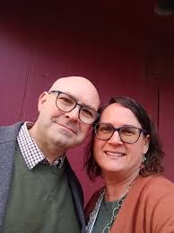 My dear husband and I will be in Lisbon in July for an early 25th wedding  celebration. While the larger, well known restaurants are easy to find, I  am also interested in