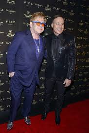 May 28, 2021 · switch to the dark mode that's kinder on your eyes at night time. Elton John Kinder Sollen Geld Zu Schatzen Lernen