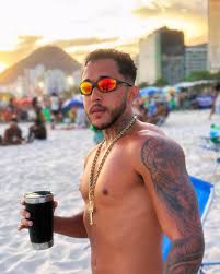 Polícia faz operação contra garotos de programa suspeitos de chantagear  clientes após encontros; vítima perdeu R$ 73 mil | Rio de Janeiro | G1