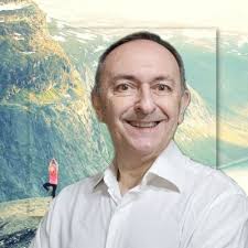 Gain Recognition at Work with Life Coaching Tips