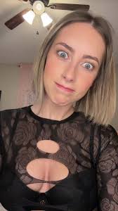 Camille Busch (@littymillie90210)