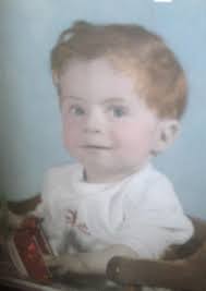 Hi everyone can anybody help me identify this photo could they tell me  anything about it only clue I have is it has date 1948 in bottom left hand  corner Thank you