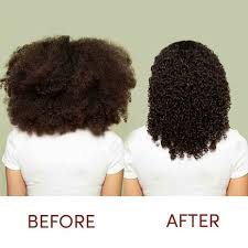 I applied 16 pumps of the product all over my wet hair, ran my fingers through it to evenly distribute, and let it sit for a few minutes. Mizani Com True Textures Cream Cleansing Conditioner