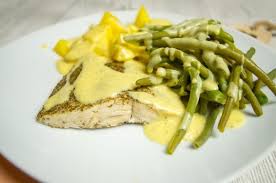 All In One Wildlachsfilet Mit Bohnen Und Dillsenfsosse Aus Dem Thermomix Gelingsicher Im Varoma Gedampft Fur Die Ganze Famili Lachs Rezept Bohnen Rezepte