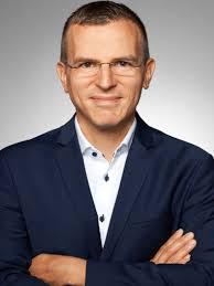 Referent: Jann Robert