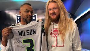 Either way, holliday is a burner. Nfl Fantasy Manager Jetzt Trikot Von Russell Wilson Gewinnen