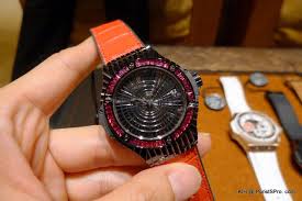 We take in trades, sell new and used, and are located in beverly hills. Hublot Big Bang Tutti Frutti Red Caviar