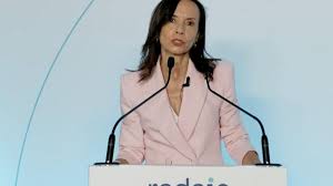 Luka Doncic buys Maria Sharapovas $25 million mansion