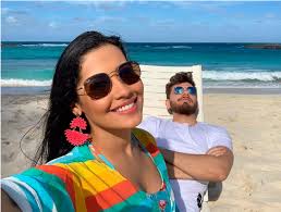 Coladinha em mim (ao vivo). Thaynara Og E Sertanejo Gustavo Mioto Terminam O Namoro Apos Um Ano Cidadeverde Com