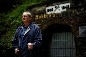 Simpozij: »V življenje in ne v Barbarin ...