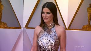 Sandra annette bullock is an american actress and producer. Wiedersehen Auf Der Leinwand Sandra Bullock Plant Neuen Film Mit Ryan Reynolds
