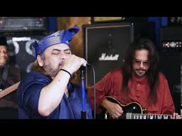 Rinduku ini bagaikan di ujung hati. Studio Kool Wings Sayap Ilusi Live Youtube