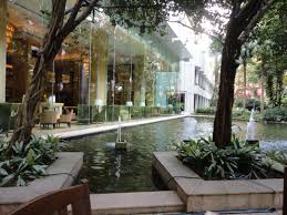 Additionally, suites here are just the right mix. Shangri La Hotel Kuala Lumpur
