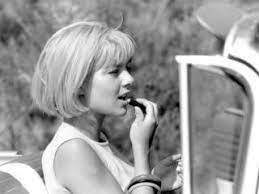 Pixie Hair Bob Crop Pixiehair Hipster Girl Shorthair Girlswithshorthair Hair Shorthair Style French Short Hair Styles Vintage Hairstyles Hairstyle