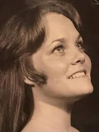 Patricia Lunsford's Instagram, Twitter & Facebook