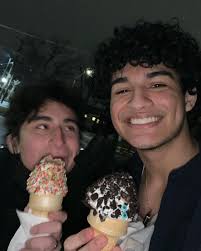 fits with beverages.