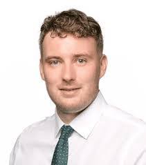 Neil Staples's Instagram, Twitter & Facebook