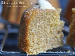Gateau De Semoule Miel Cannelle Safrangourmand Fr Gateau De Semoule Semoule Recette Gateau