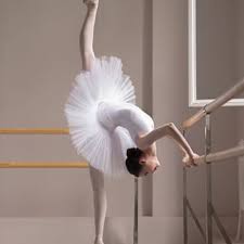 Beautiful Anastasiia Plotnikova Captured By Dariach Photo Dance Dancersofinstagram Dancersofig Dancephotography Ins Ballet Art Dance Dance Pictures