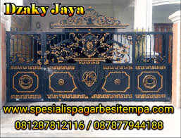 Bandingkan penawaran harga pintu pagar dari berbagai supplier terbaik. Contoh Pintu Gerbang Besi Tempa Untuk Rumah Klasik Spesialis Pagar Klasik Mewah