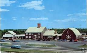 The Village Green General Store 1960s Route 1 Danvers Ma Google Search Boston Restaurants Cool Restaurant Lynnfield