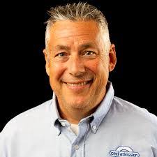 Abraham Chapa's Instagram, Twitter & Facebook