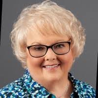 Kim Kiley's Instagram, Twitter & Facebook