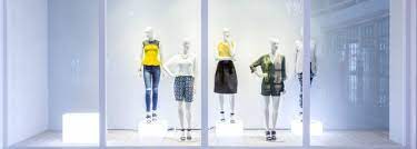 The average visual merchandising manager salary in the united states is $90,232 as of june 28, 2021, but the range typically falls between $78,497 and $108,164. Vorlage Fur Die Stellenbeschreibung Visual Merchandiser Workable