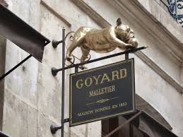La Maison Goyard Au 352 Rue Saint Honore Est La Plus Ancienne Des Malletiers Parisiens Cree En 1792 Elle Prend Son Nom Actuel En 185 Devanture Vitrine Paris