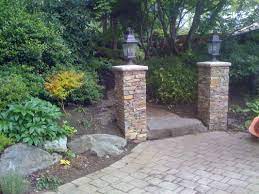 Driveway Pillars With Lights Driveway Entrance Mailbox Landscaping