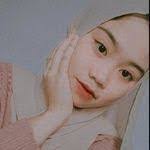 Ella Nault's Instagram, Twitter & Facebook