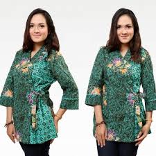 70 Model Baju Batik Wanita Kombinasi Terbaru 2019 Pakaian Kerja Model Pakaian Kantor Model Baju Wanita