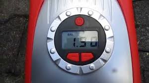 Der black and decker asi3ist ein günstiger kompressor , dass vorallem für pumparbeiten geeignet ist. Black Decker Asi300 Kompressor 11 Bar 160 Psi Youtube