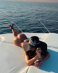 Desiree Schlotz Naked Ass - Fappenist