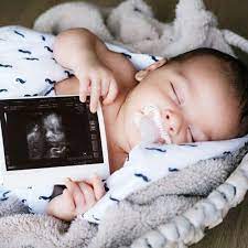 Top 20 Photos To Take Before Leaving The Hospital With Your Newborn Newborn Baby Photos Baby Pictures Newborn Baby Boy Newborn Photography