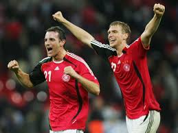 Metzelder's home and offices in duesseldorf and led to the seizure of a laptop and a. News Dfb Deutscher Fussball Bund E V